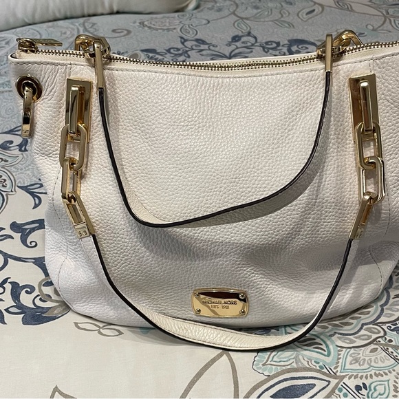 Pocketbook - Picture 2 of 7